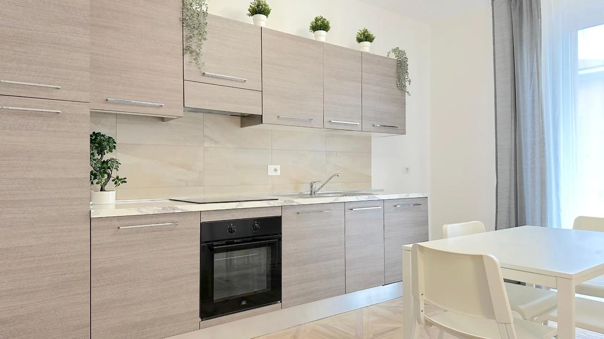 Villa Laura Apartments 博洛尼亚