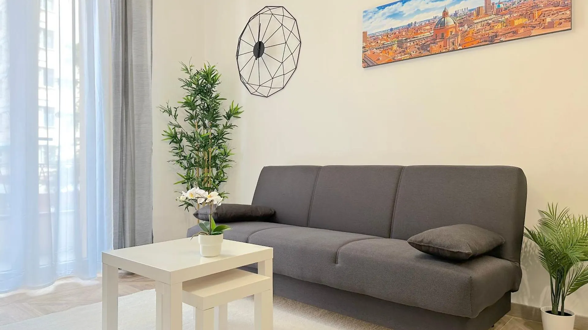 Villa Laura Apartments 博洛尼亚